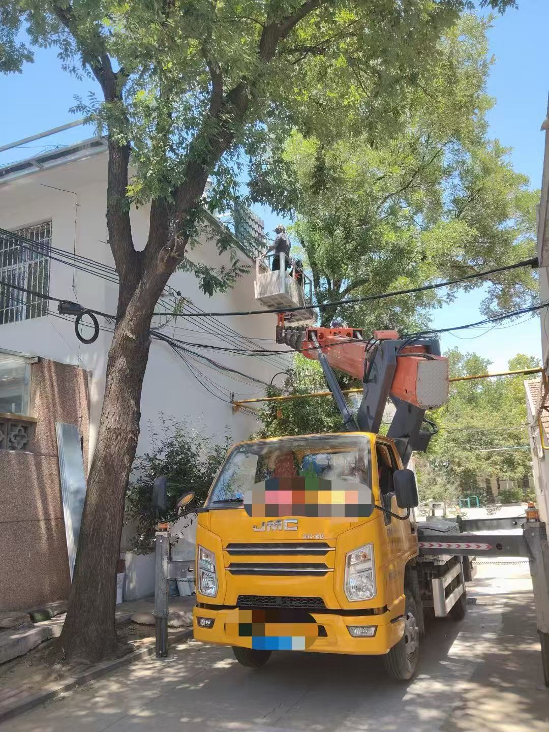 吉县高空作业车能吊装重物吗？最大承载多少公斤？